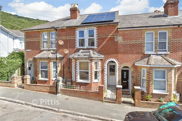 Clarence Road, Ventnor, PO38, photo 1