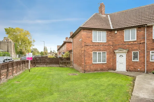 Hanover Street, Thurnscoe, S63, photo 1