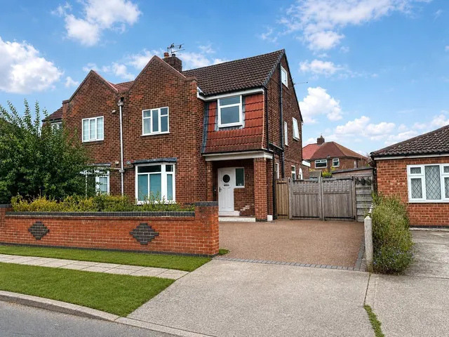 Monkton Road, York, North Yorkshire, YO31