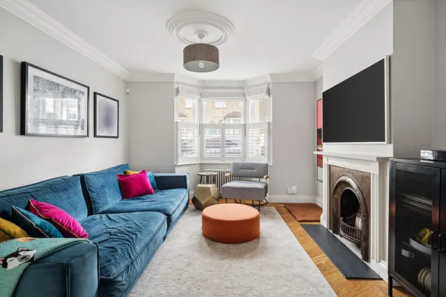 Tonsley Road, London, SW18, photo 1
