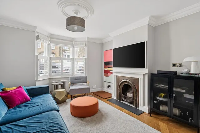 Tonsley Road, London, SW18, photo 3