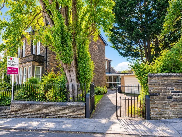 Rodley Lane, Rodley, LS13, photo 1