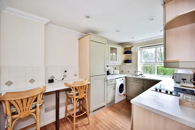 Photo 3 — River Bank Close, Maidstone, Kent, ME15
