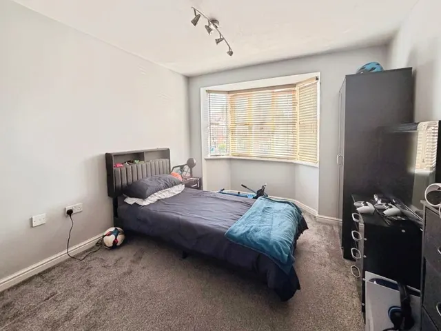 Birch End, Warwick, CV34, photo 2