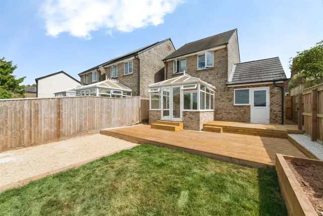 Swain Close, Axminster, EX13, photo 2