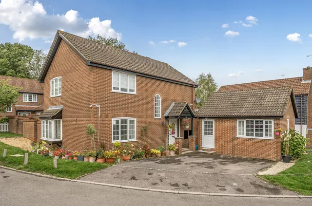 Tees Close, Chandler's Ford, SO53, photo 1