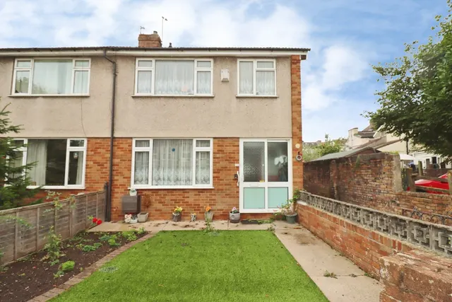 Lawn Road, Bristol, BS16, photo 1