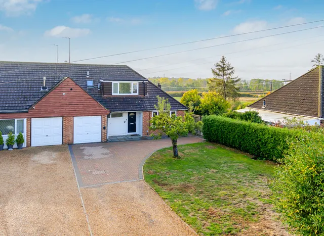 Stanbridge Road, Tilsworth, LU7, photo 1