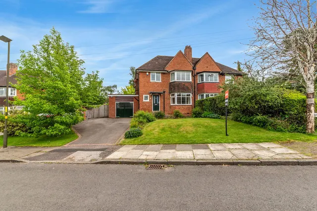 Knighton Road, Bournville Village Trust, Northfield, Birmingham, B31 2EH, photo 1