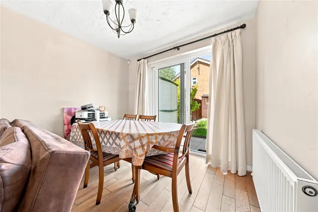 Rubus Close, West End, GU24, photo 3