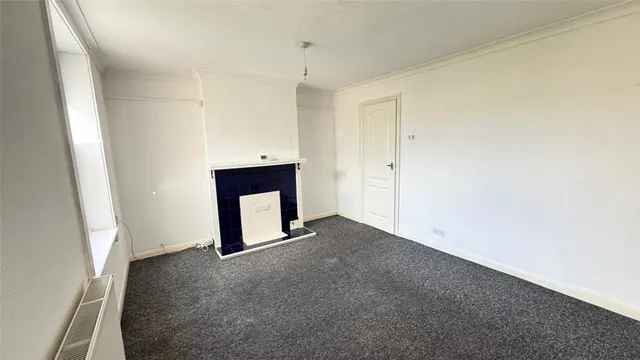 Fairlee Road, Newport, PO30, photo 3