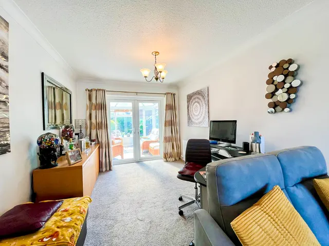 Photo 3 — Buckingham Drive, Bury, BL8