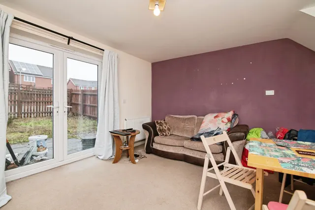 Photo 2 — Saredon Gardens, Dudley