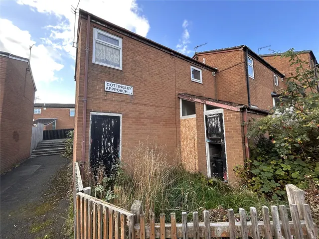 Cottingley Approach, Leeds, LS11, photo 1