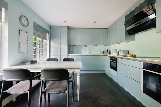 Westcott Street, Westcott, RH4, photo 1