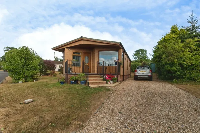 The Cedars, Otter Valley Park, EX14, photo 1