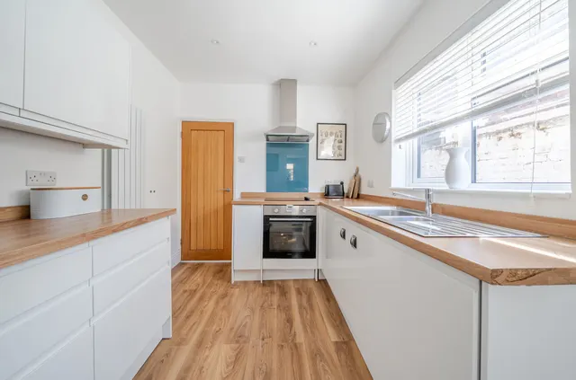 Lawson Road, Southsea, PO5, photo 2