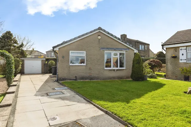 Anson Grove, Bradford, photo 1