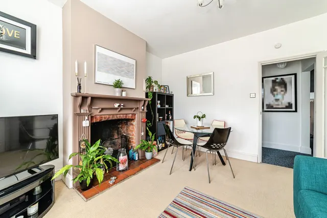 Worting Road, Basingstoke, RG21, photo 1