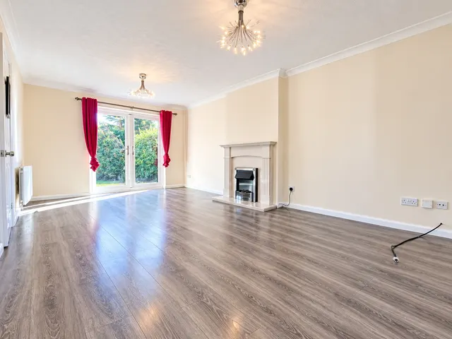 Merrington Close, Solihull, B91, photo 3