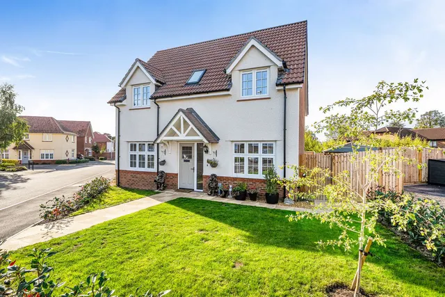 Holstein Avenue, Winscombe, BS25, photo 1