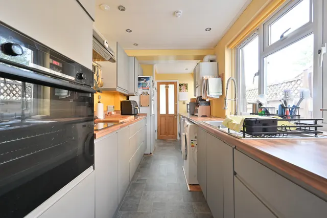 Watford, WD24, photo 3