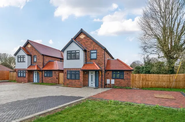 Poplar Corner, Wootton Village, OX1, photo 1