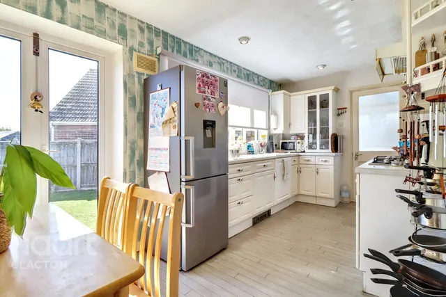 Park Square East, Clacton-On-Sea, CO15, photo 3