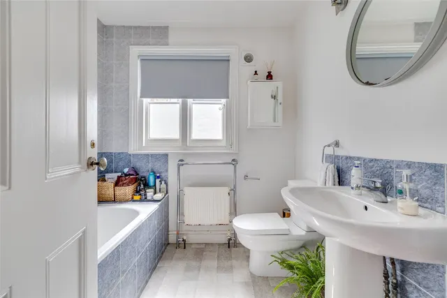 Grove Road, London, SW13, photo 3