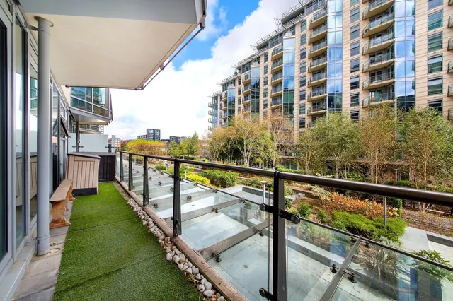 Juniper Drive, London, SW18, photo 3