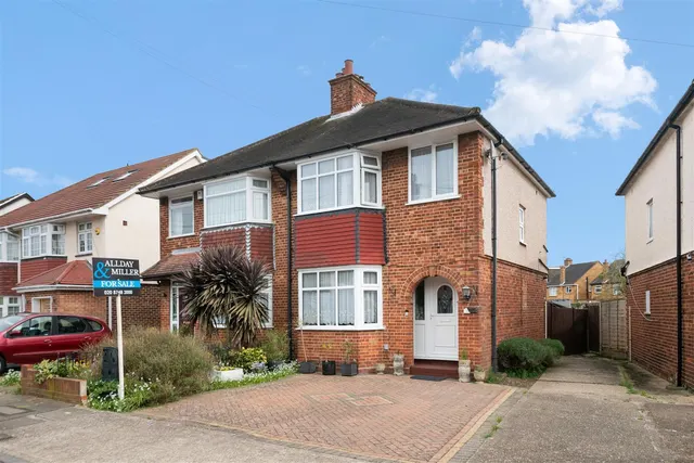 Blacklands Drive, Hayes, photo 1