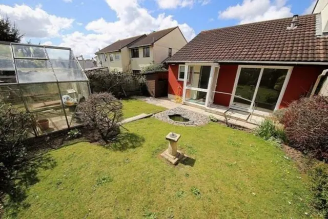 Photo 2 — Davey's Close
