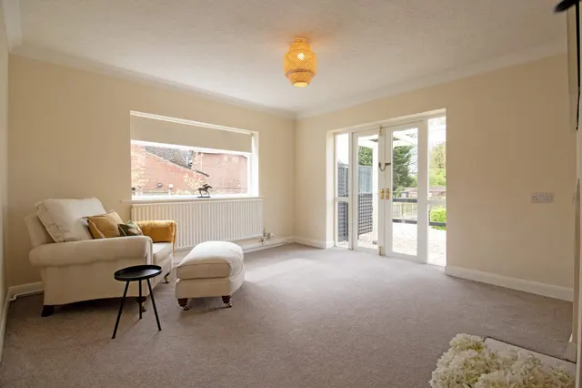 Laughton Road, Blyton, DN21, photo 2