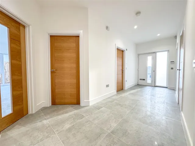 Photo 2 — Bertram Avenue, Kersewell, Carnwath, ML11 8TB