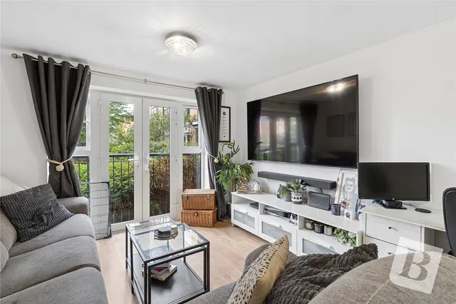 Stafford Avenue, Hornchurch, RM11, photo 3