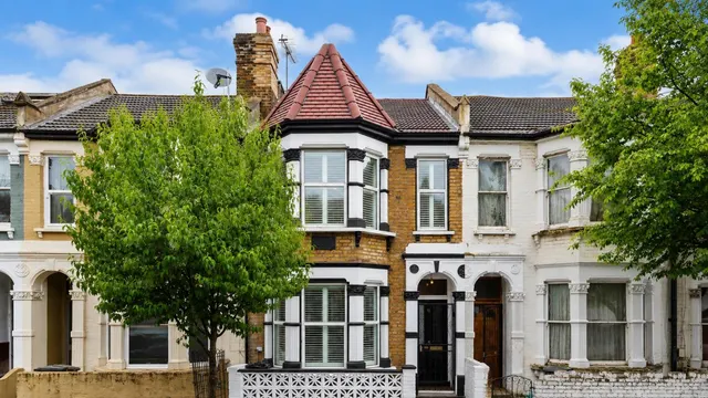 Belgrade Road, London, N16, photo 1