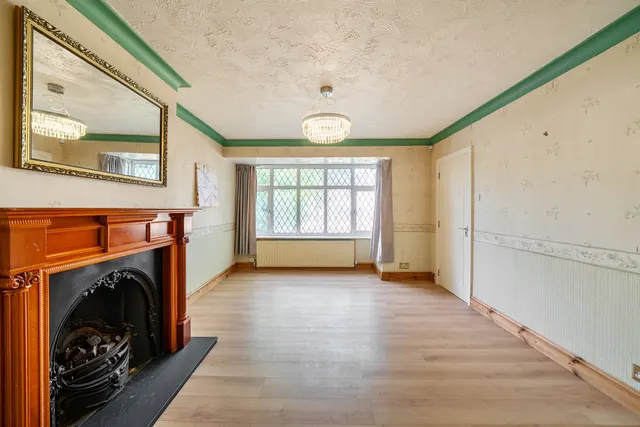 Frays Avenue, West Drayton, UB7, photo 3