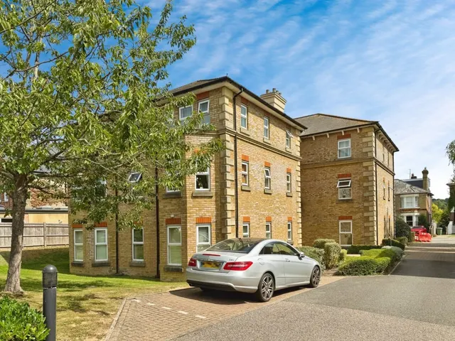 KnightsBridge Court, Tunbridge Wells, TN1, photo 1