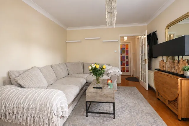 Portugal Road, Woking, GU21, photo 3