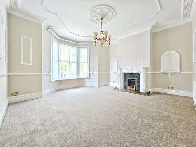Haslingden Road, Rawtenstall, BB4, photo 2
