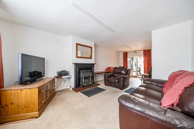 Falconer Place, Leominster, HR6, photo 3
