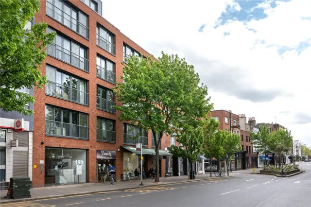 Kensington Church Street, Kensington, W8, photo 1