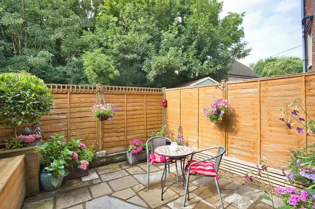 The Street, Eythorne, CT15, photo 2