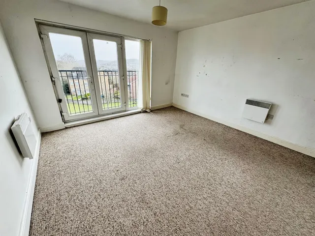 Sword Hill Caerphilly, CF83, photo 2