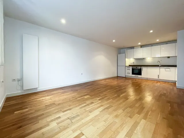 Wellington Road, Kensal Rise, NW10 5BB, photo 1