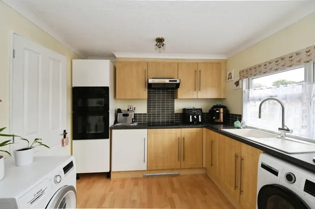 Riverbank Close, Dogdyke, LN4, photo 3