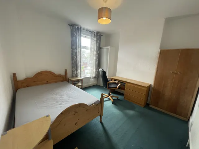 Granville Road, Norfolk Park, S2, photo 1