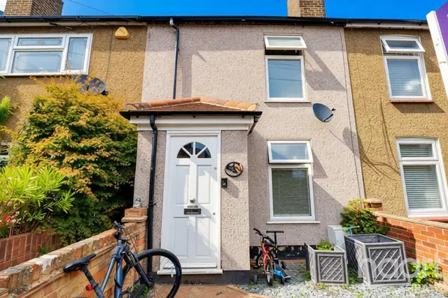 Prospect Place, Grays, RM17, photo 2