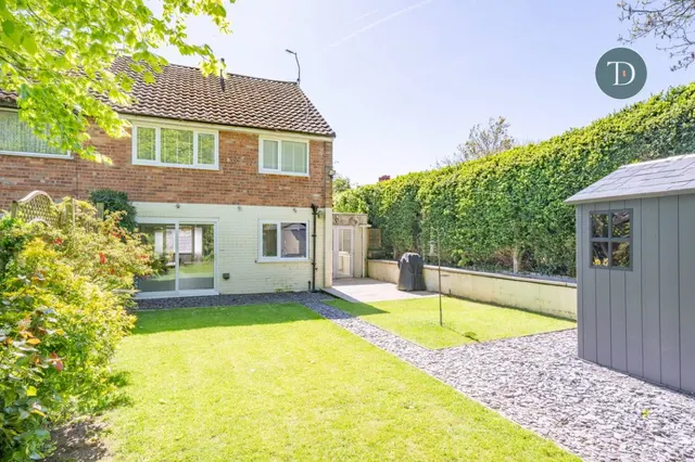 Photo 2 — Red Lion Lane, Little Sutton, CH66 1PG