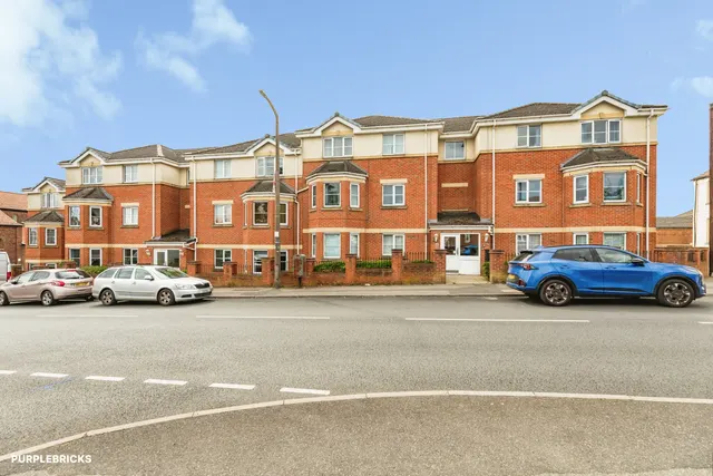 West Street, Barnsley, S74, photo 2